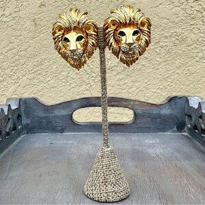 Vintage Gold Lion Head Earrings